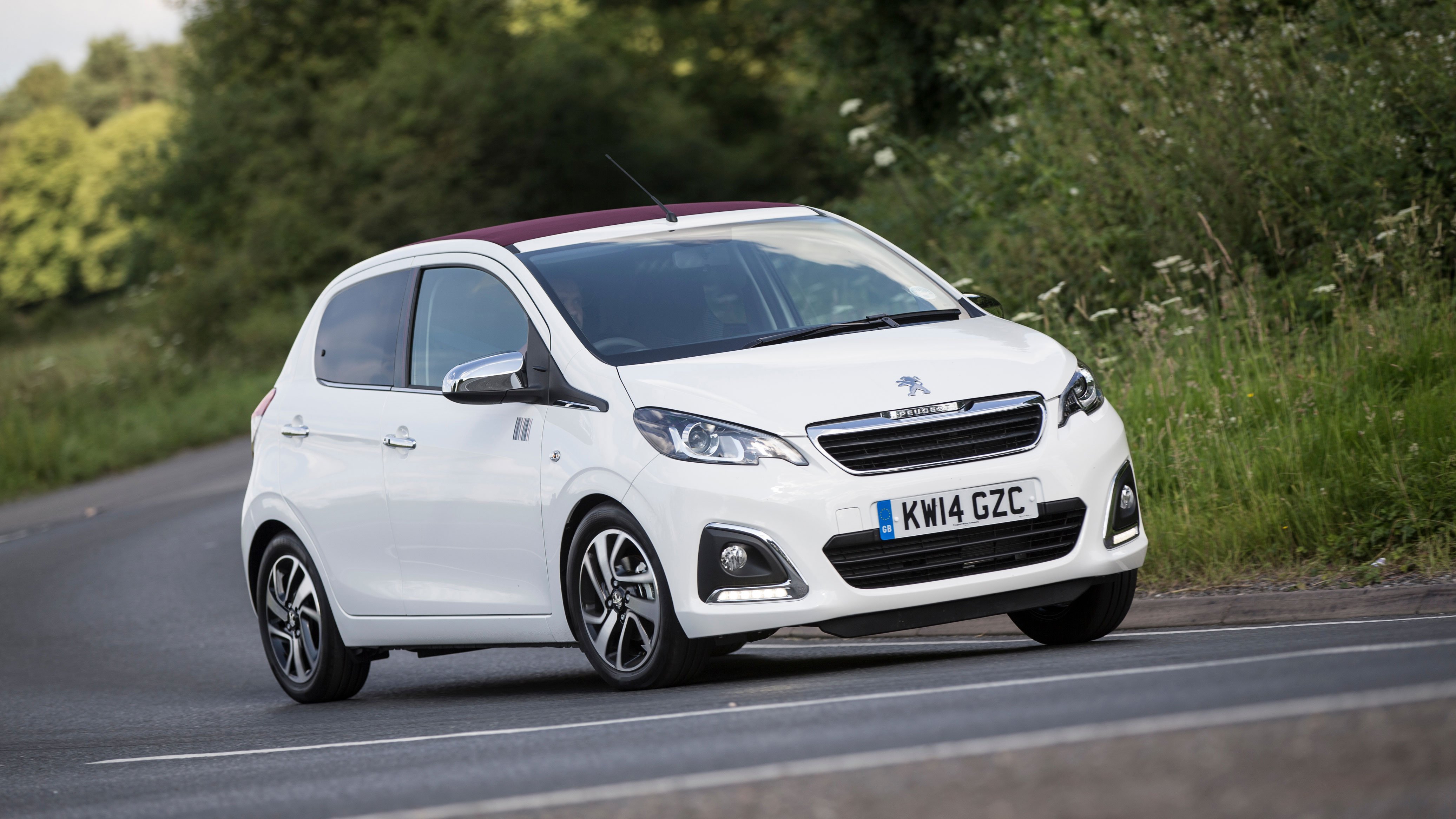 Peugeot 108 Top convertible (2014 ) review AutoTrader